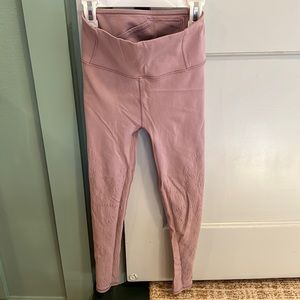 Lululemon lavender size 4 leggings